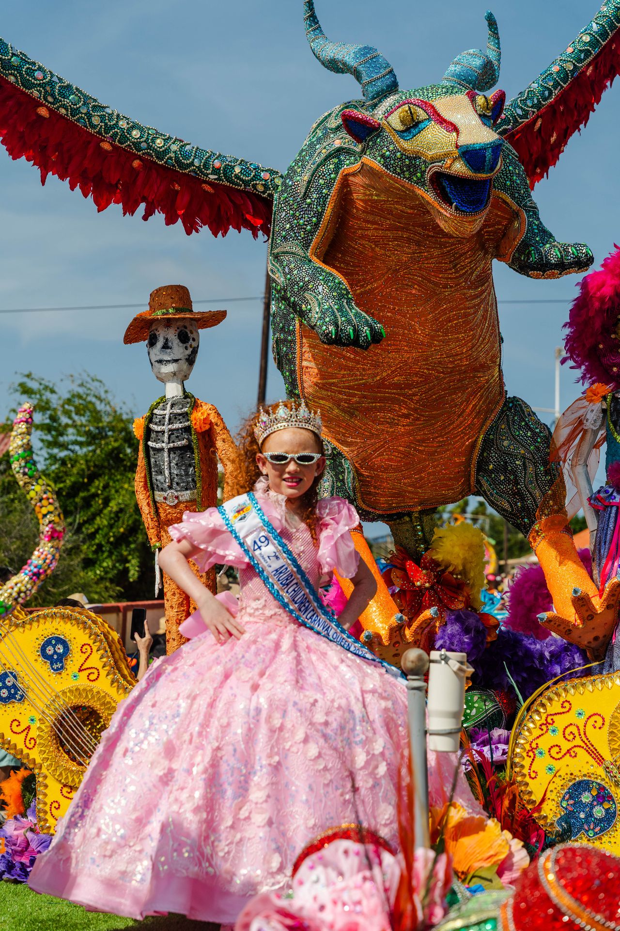 Parada di mucha Sanicolaas — Carnaval Aruba