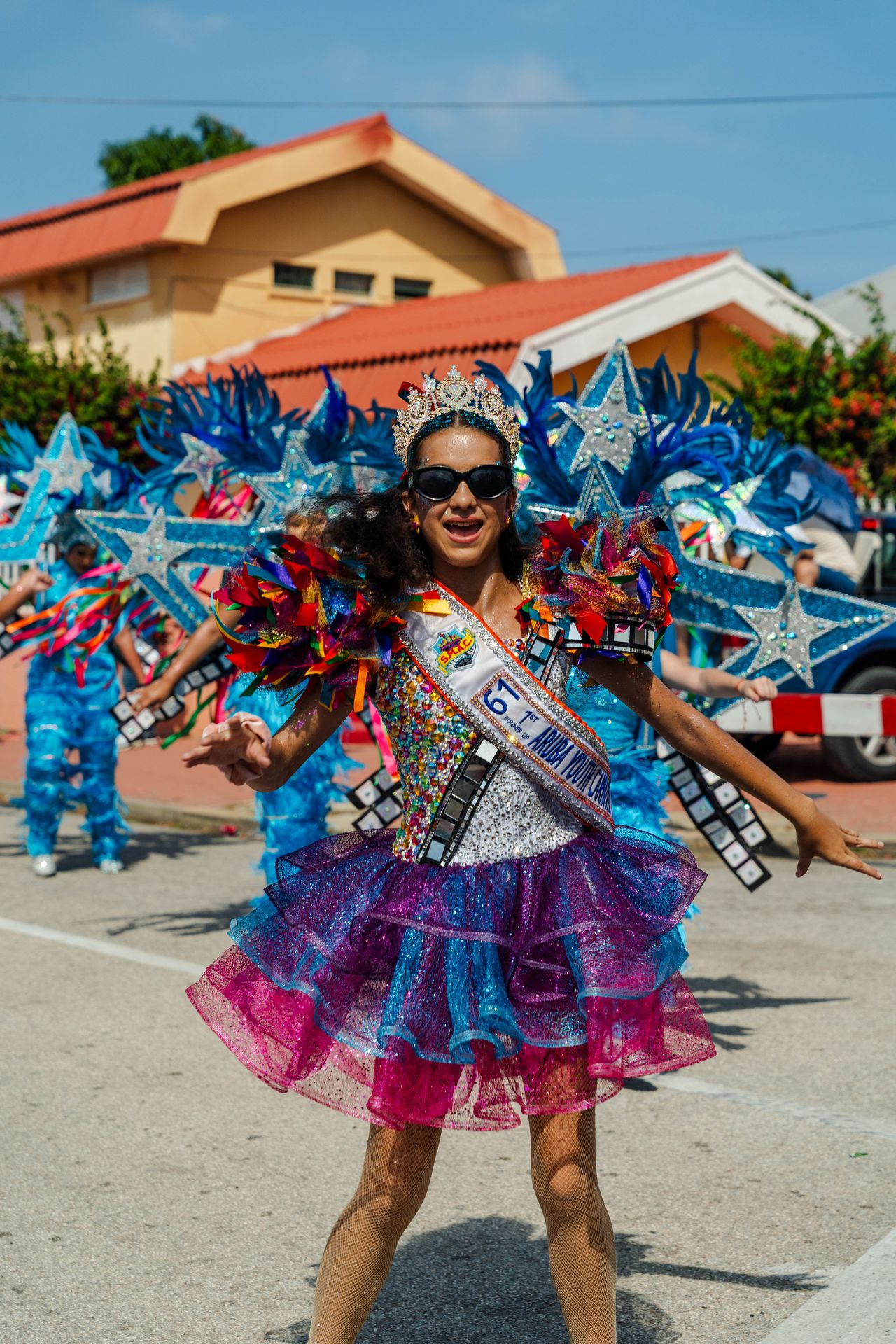 Parada di mucha Sanicolaas — Carnaval Aruba