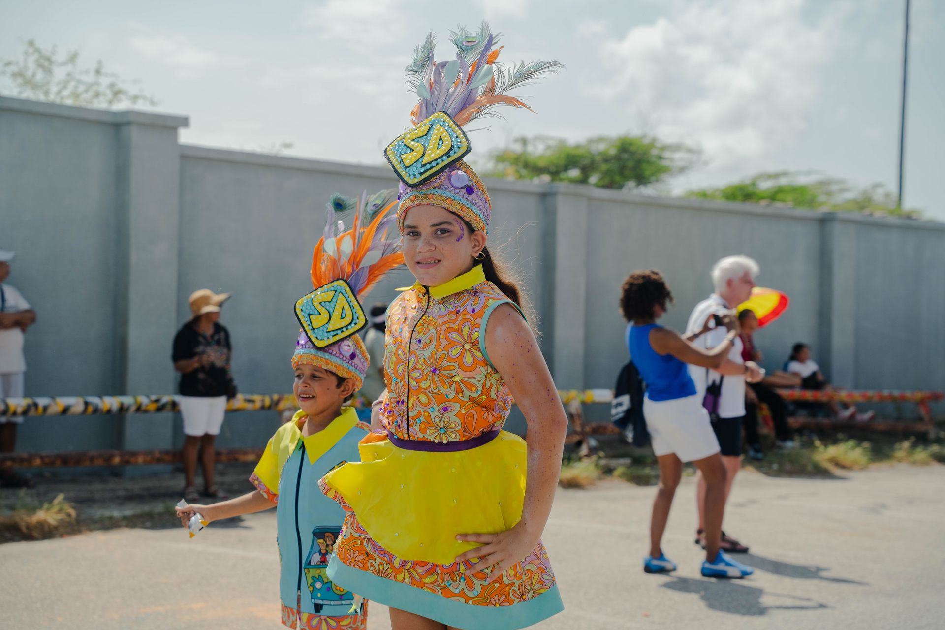 Parada di mucha Sanicolaas — Carnaval Aruba