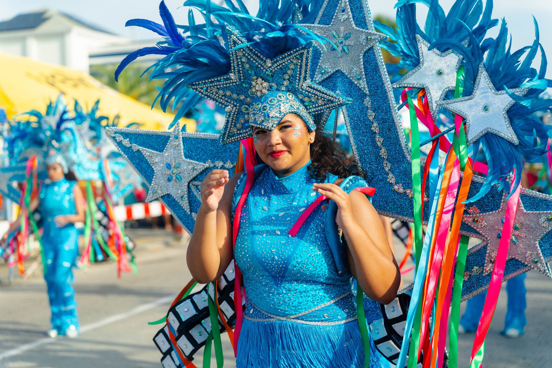 Parada di mucha o’stad — Carnaval Aruba