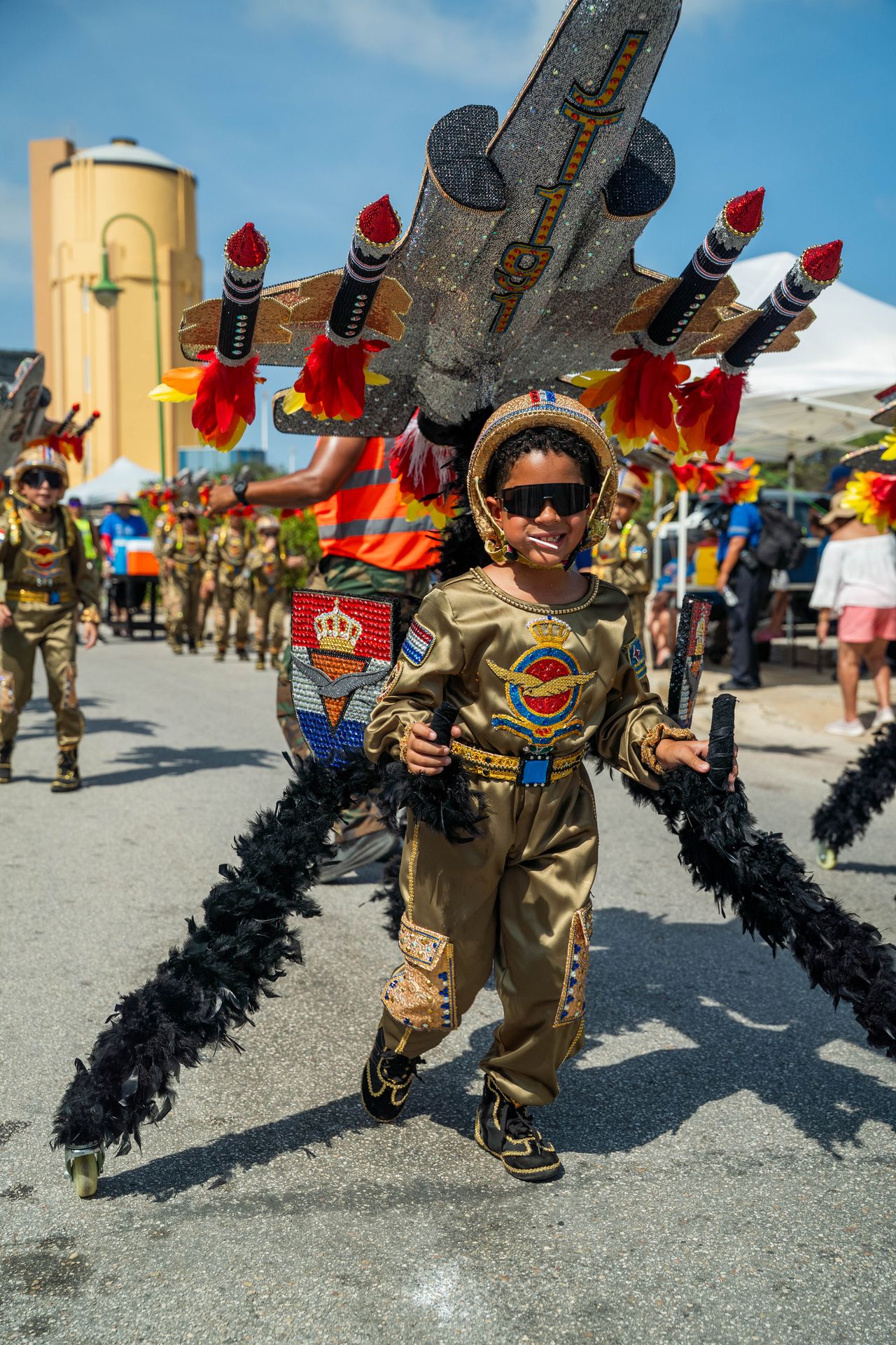 Parada di mucha Sanicolaas — Carnaval Aruba