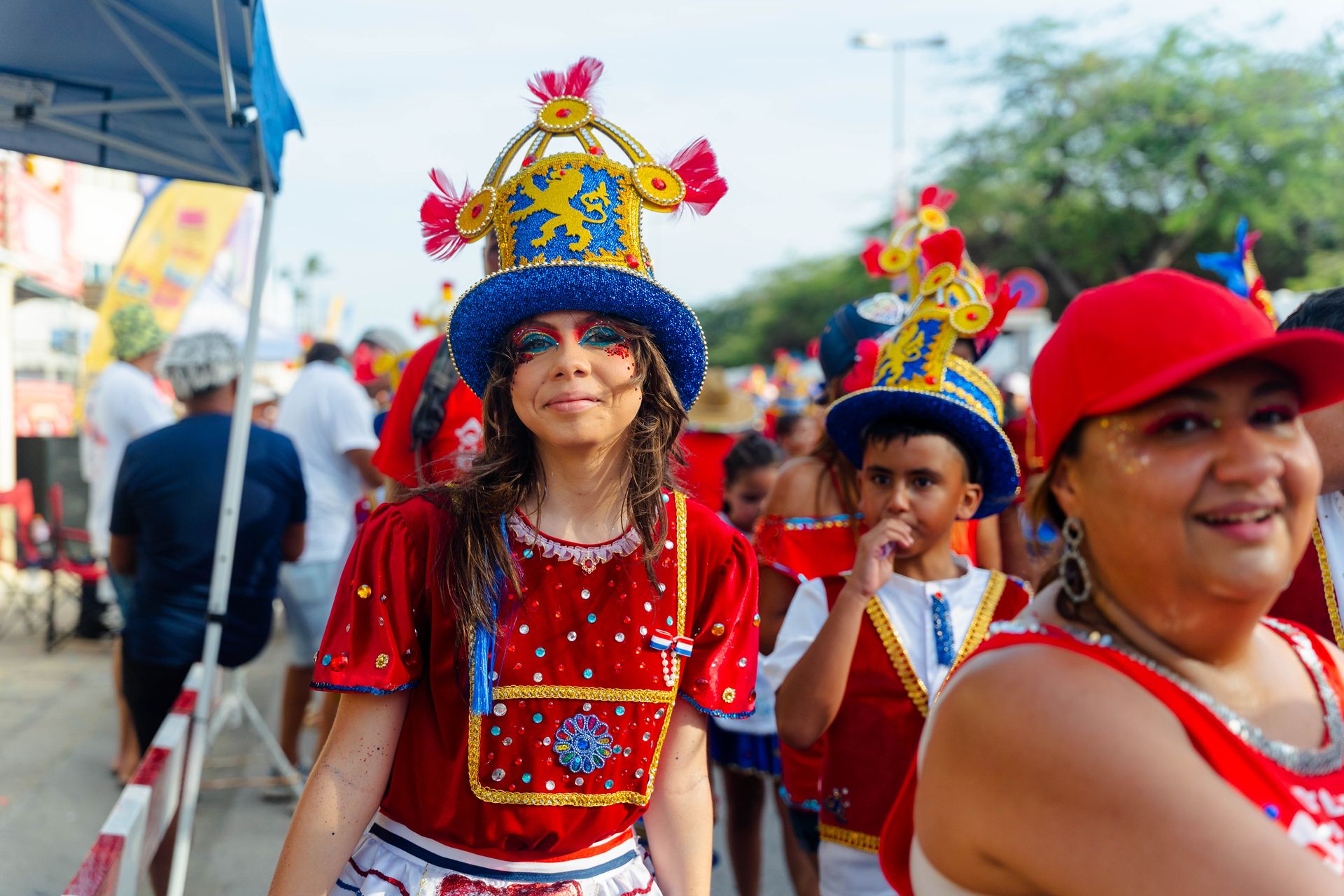 Parada di mucha o’stad — Carnaval Aruba