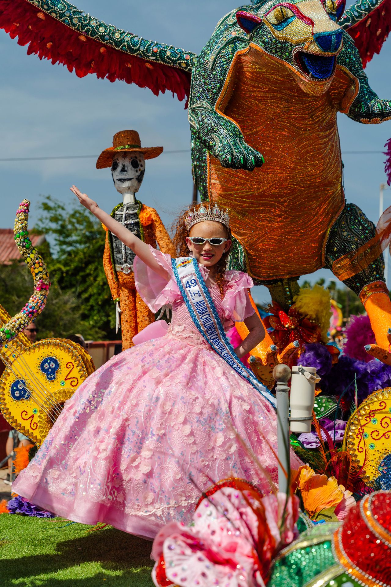 Parada di mucha Sanicolaas — Carnaval Aruba