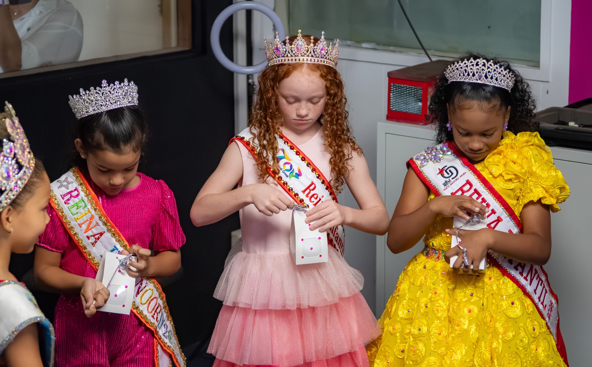 Trek Lot Election di reina 2026 — Carnaval Aruba