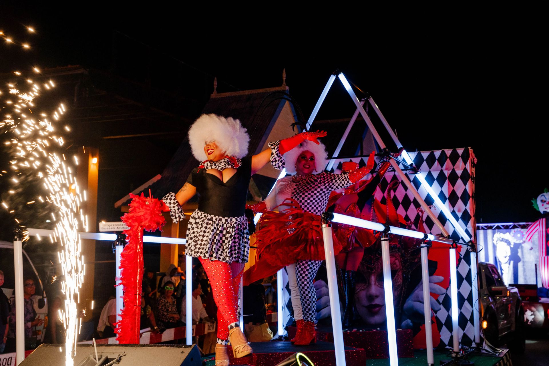 Parada di Luz — Carnaval Aruba