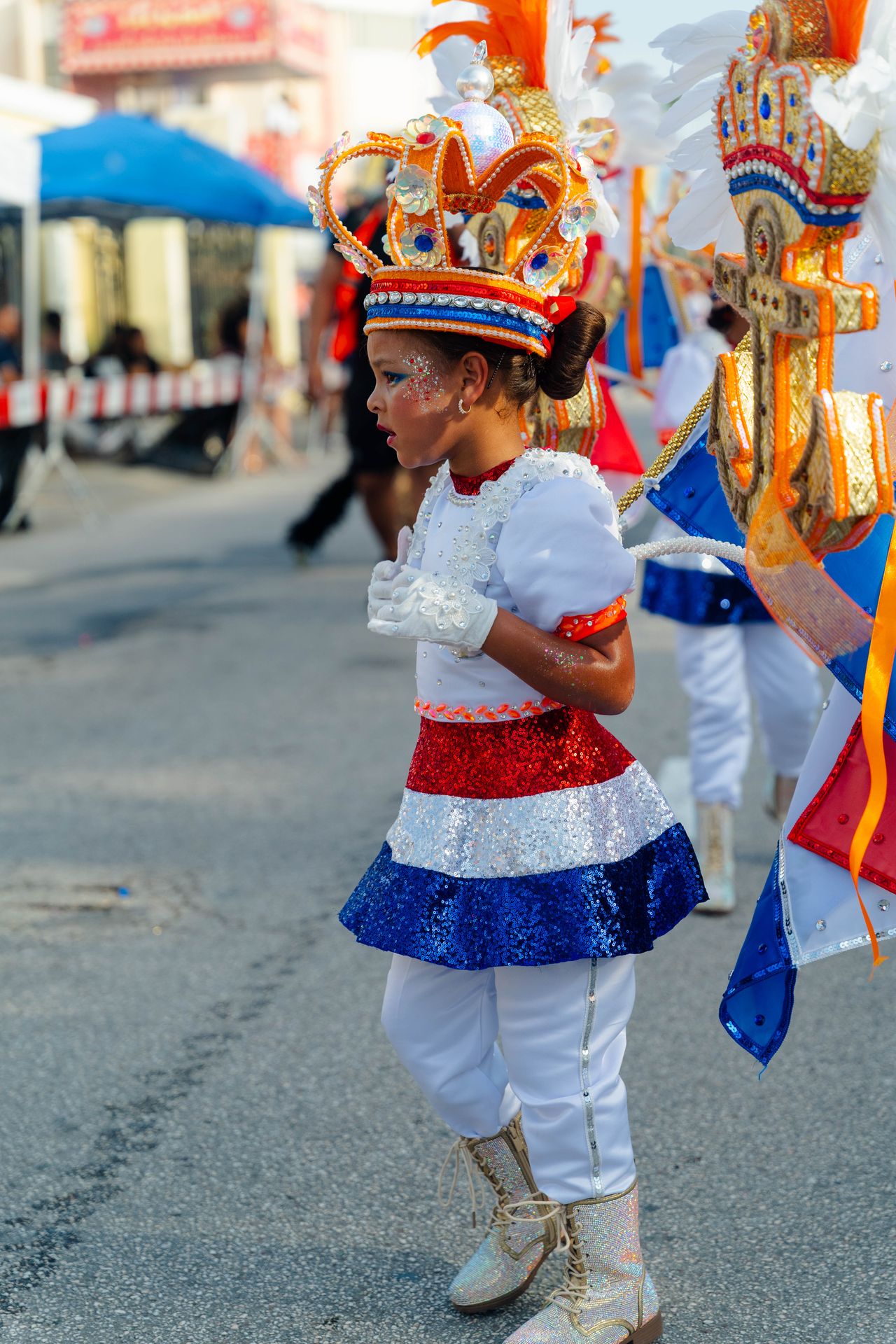 Parada di mucha o’stad — Carnaval Aruba