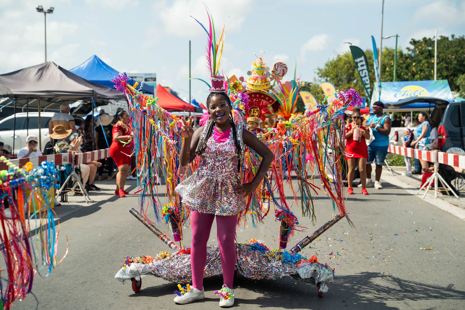 Parada di mucha Sanicolaas — Carnaval Aruba