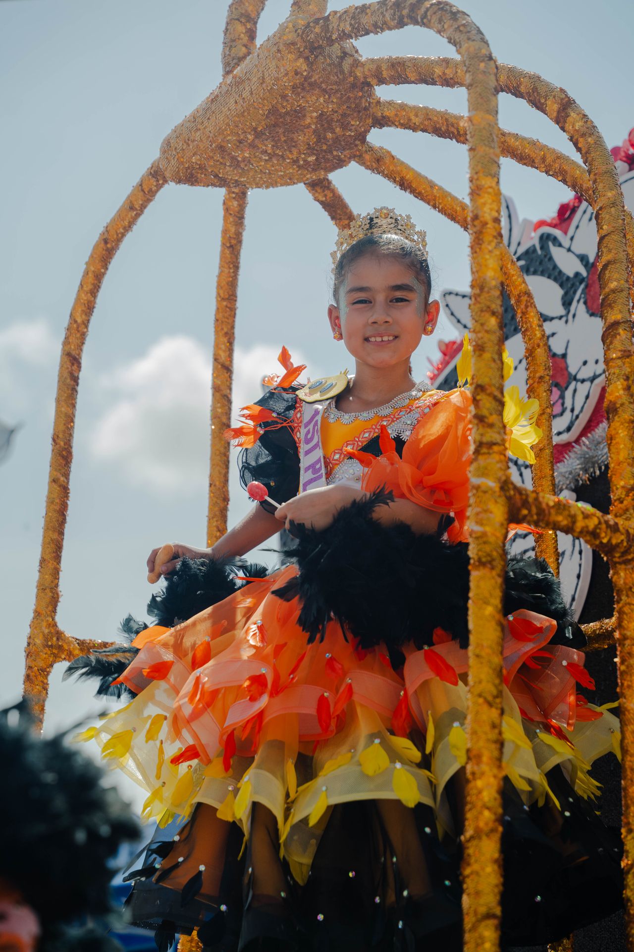 Parada di mucha Sanicolaas — Carnaval Aruba