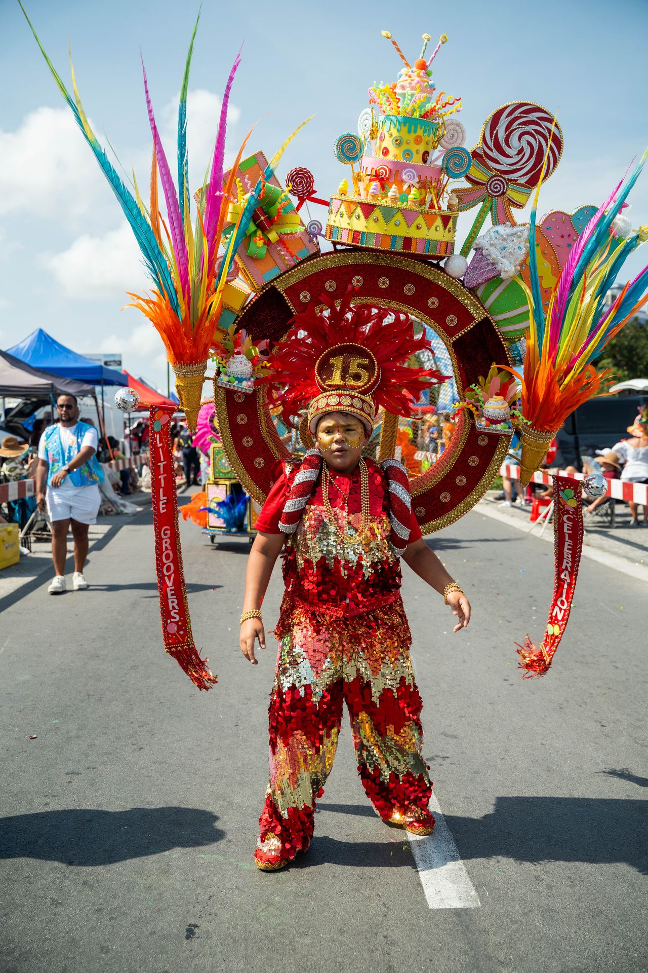 Parada di mucha Sanicolaas — Carnaval Aruba