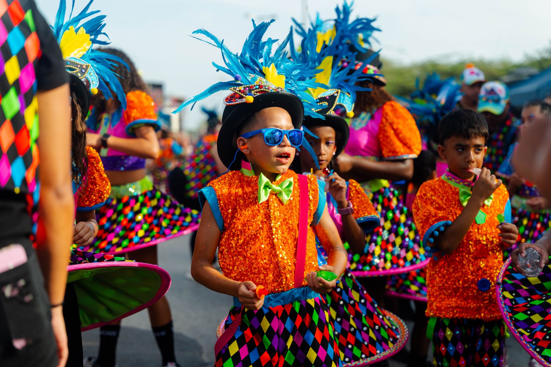 Parada di mucha o’stad — Carnaval Aruba