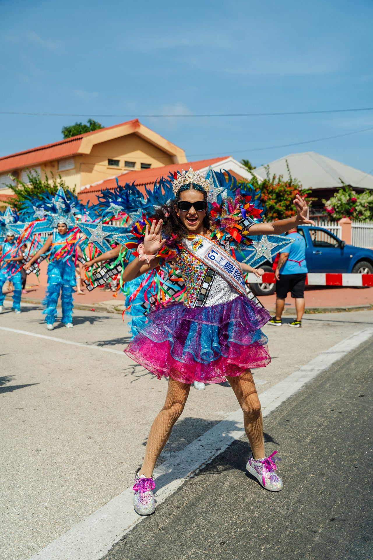 Parada di mucha Sanicolaas — Carnaval Aruba