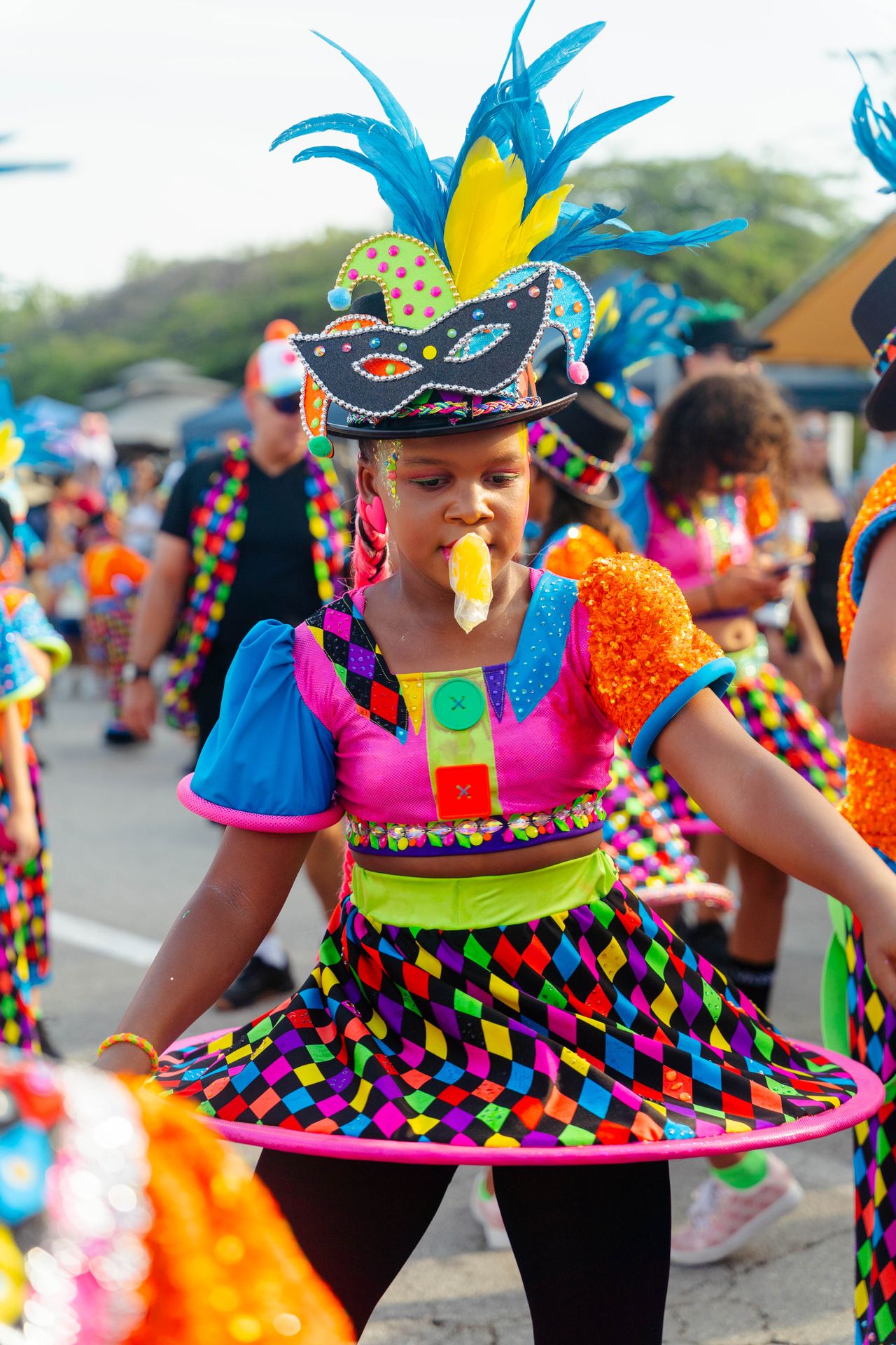 Parada di mucha o’stad — Carnaval Aruba