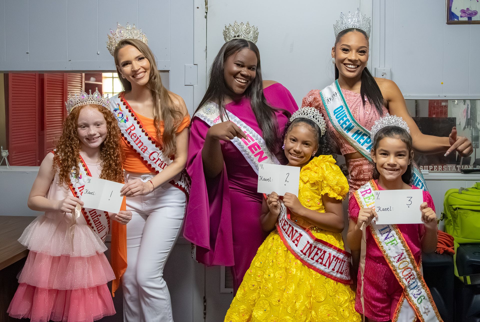 Trek Lot Election di reina 2026 — Carnaval Aruba