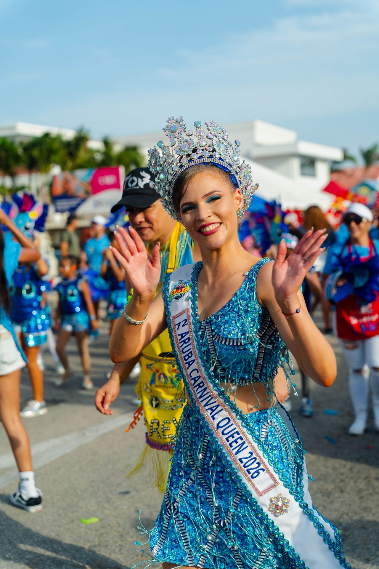 Parada di mucha o’stad — Carnaval Aruba